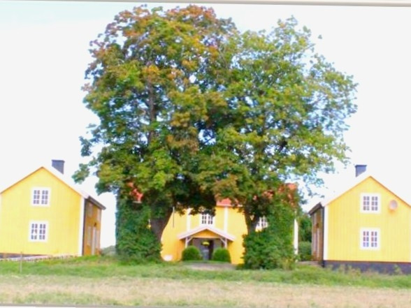 Hacksta Västergård B&B